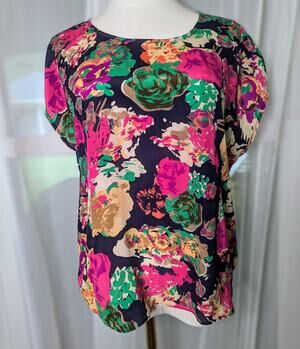 Maeve (Anthropologie) 100% silk Abella blouse - Size 4